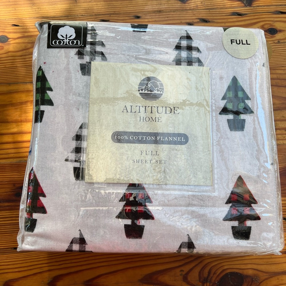 ALTITUDE HOME Christmas Tree Flannel Full Sheet Set NWT NEW